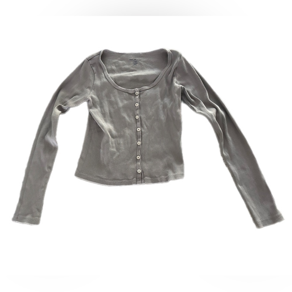 Brandy Melville long sleeve top